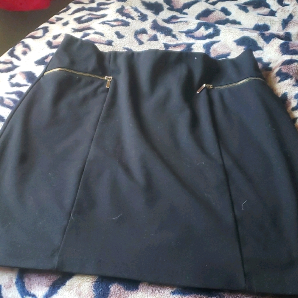 Black zipper Skirt
